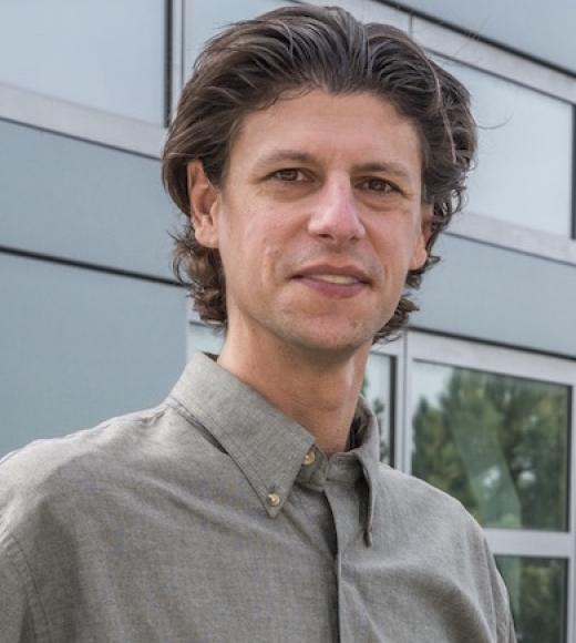 Portrait of Sean Peisert